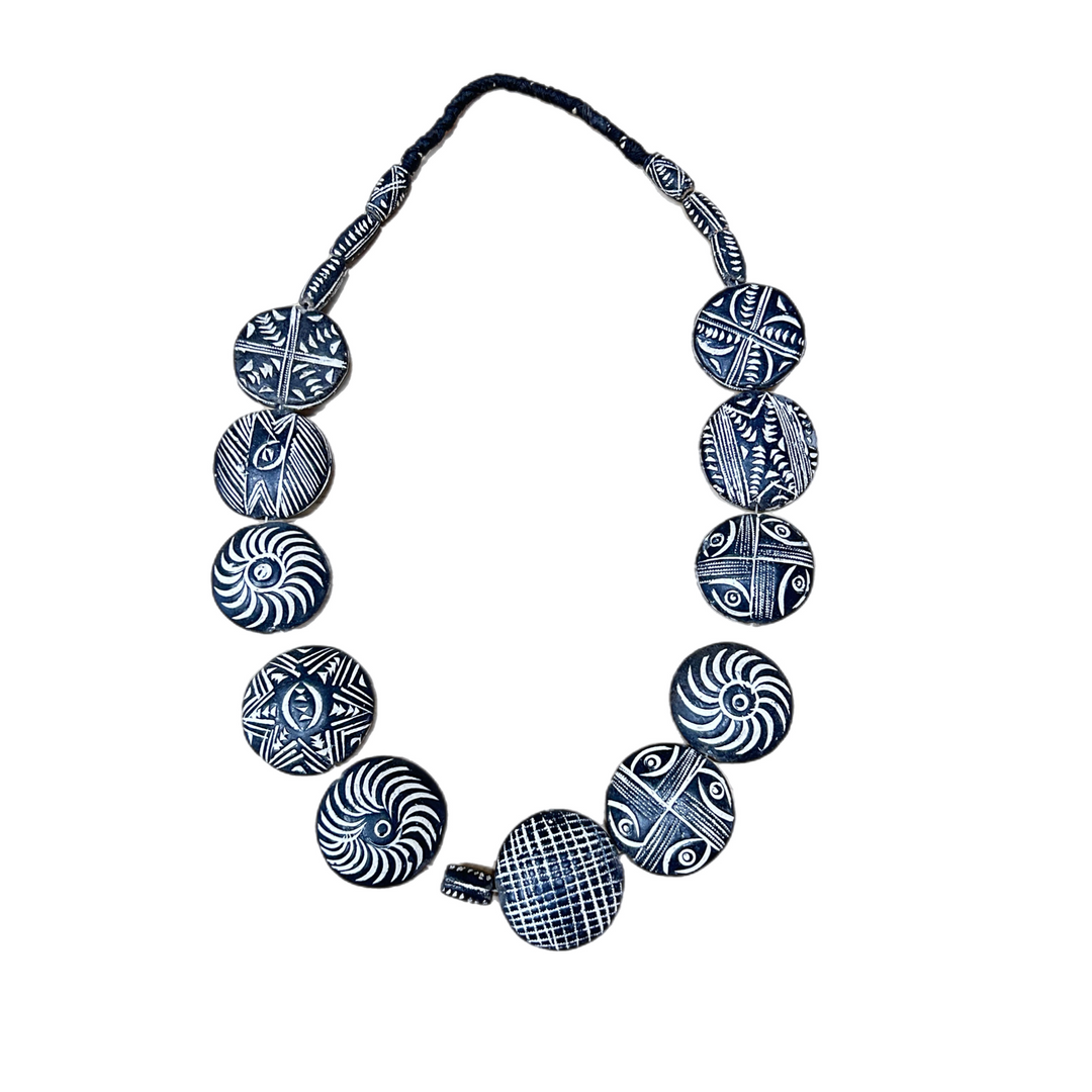 MALIAN TRIBAL NECKLACE (HAND PAINTED)